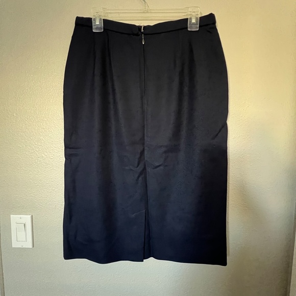 Pendleton sz 12 Navy Wool Skirt - Picture 2 of 5